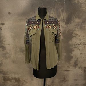 Bershka Shirt